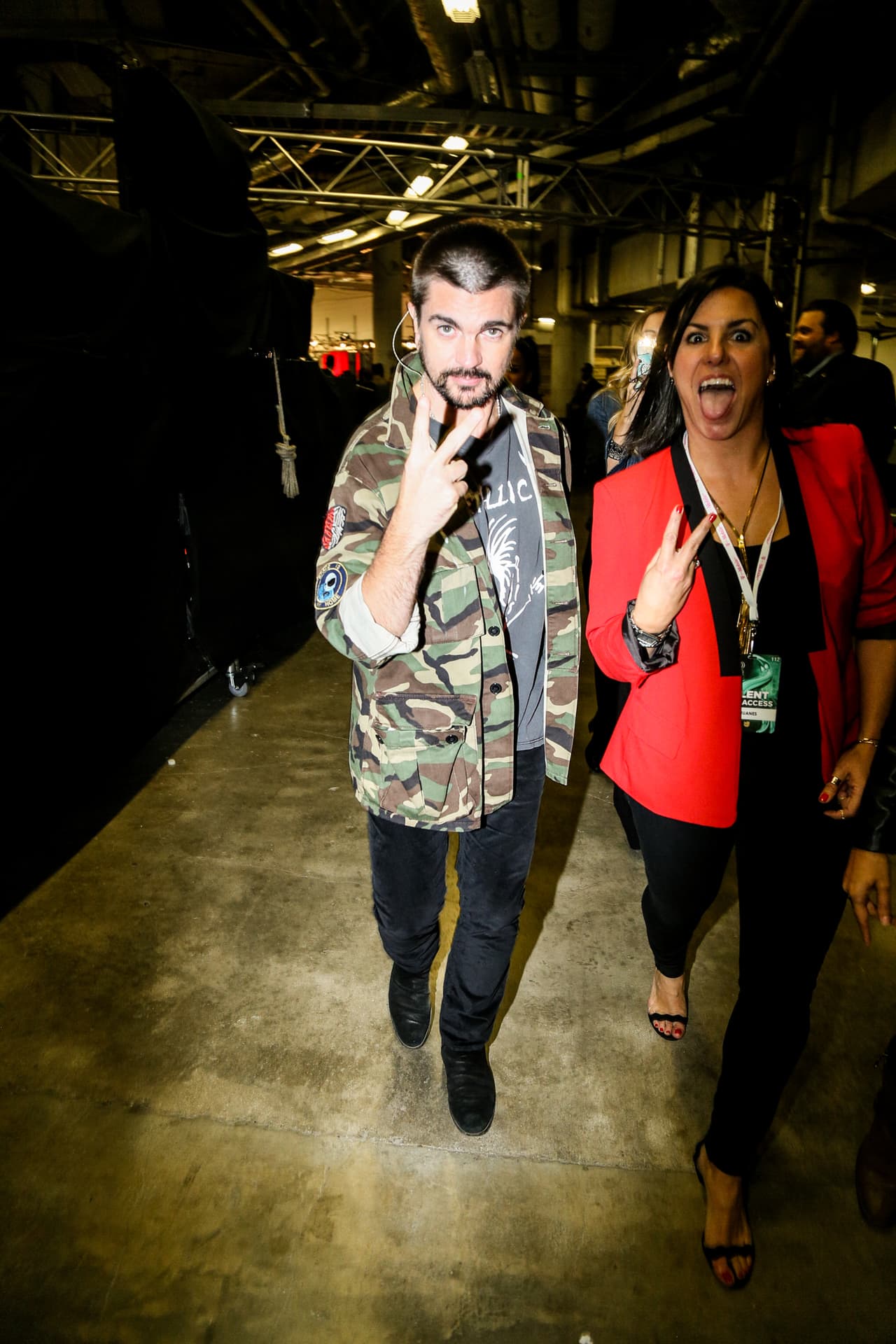 Una cosa fue lo que viste en televisión y otra lo que te perdiste. Pero, relax! Nuestro lente te trae el detrás de cámaras de la esta entrega de Premio Lo Nuestro.