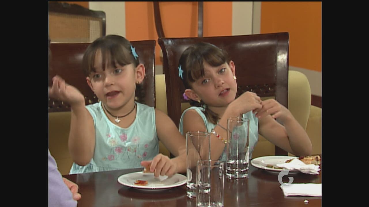 ¡Uff! Las gemelas Luz y Liz son un par de traviesas andando.