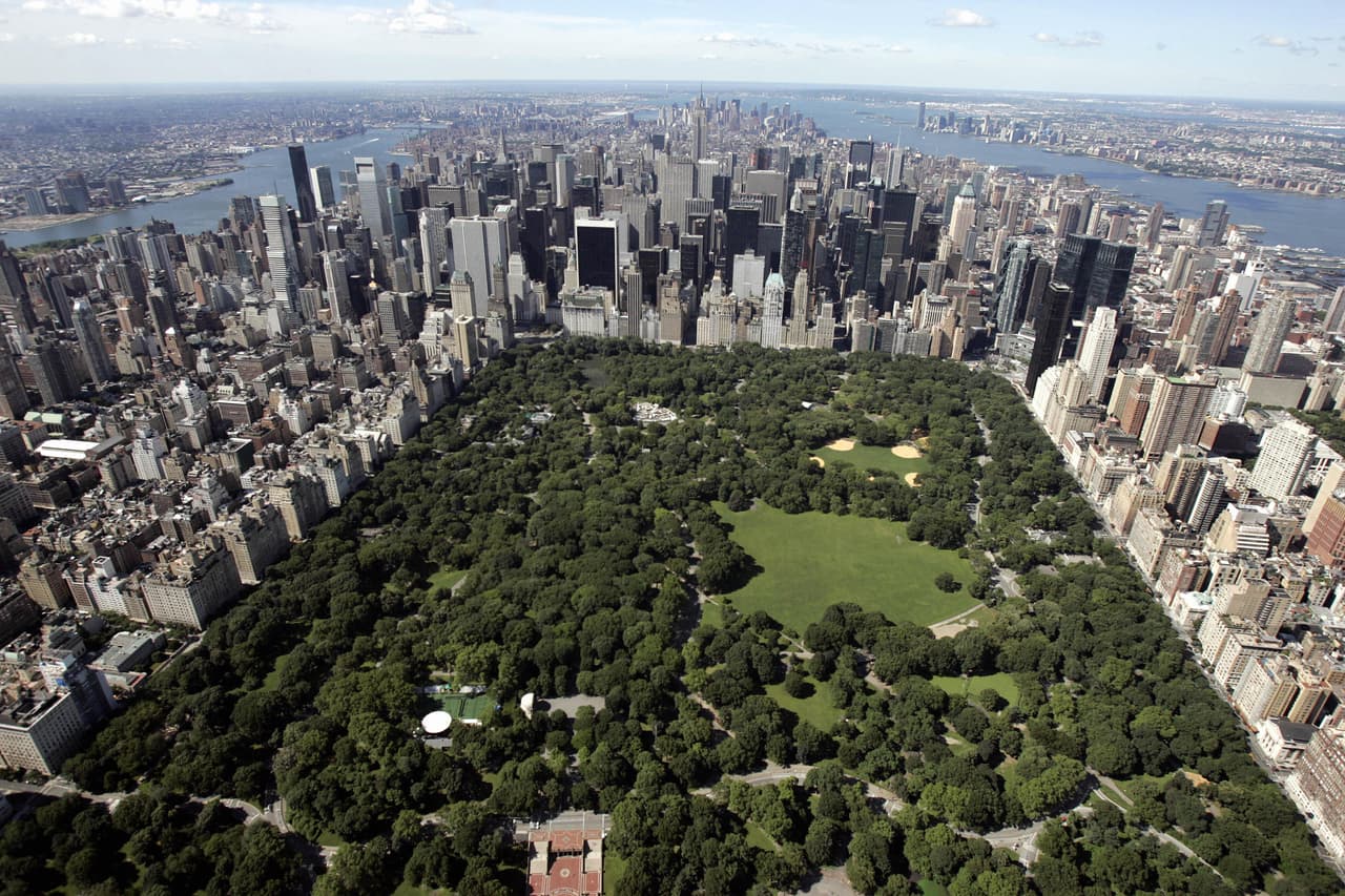 El Central Park recibe hoy aproximadamente 42 millones de visitantes anuales.
