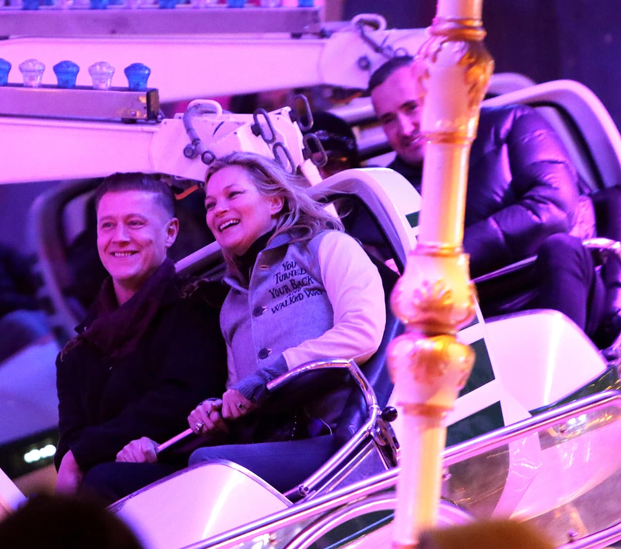 Como buenas amiguitas, fueron con unos amigos a pasar un buen rato.