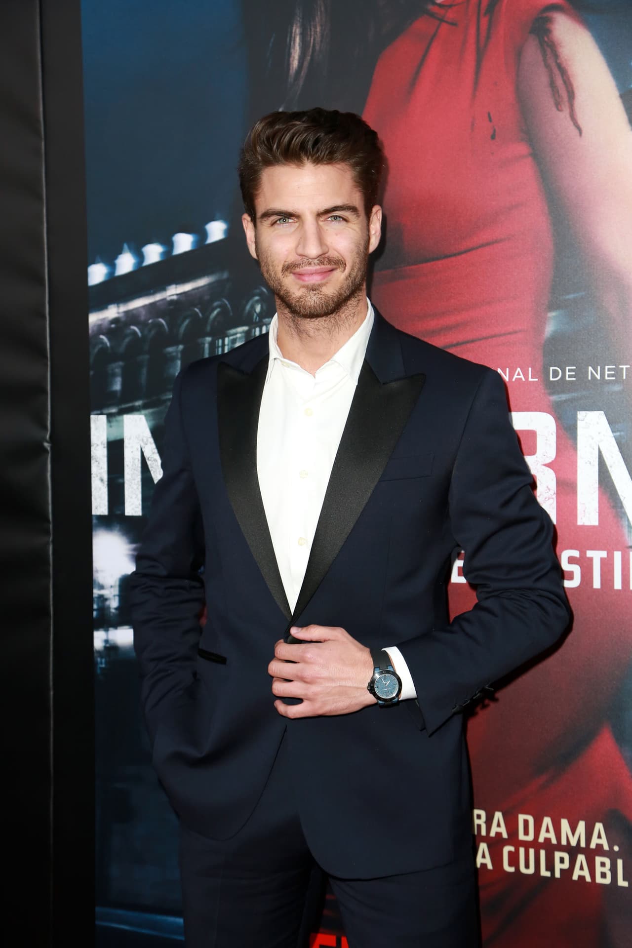 En marzo de 2017, Maxi Iglesias acudió a la presentación de la serie 'Ingobernable', donde él participa. El evento se realizó en Miami, Florida.