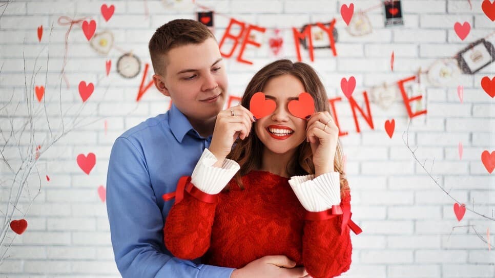 ¿No sabes qué regalarle a tu pareja en San Valentín? La Insider te da los mejores consejos para hacerla feliz