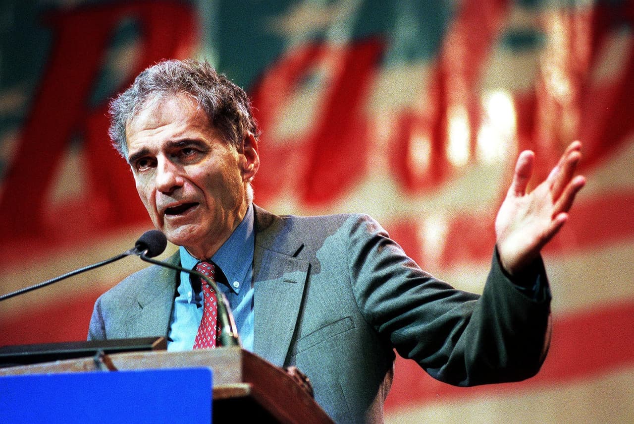 El candidato para el Partido Verde, Ralph Nader, noviembre 5, 2000.