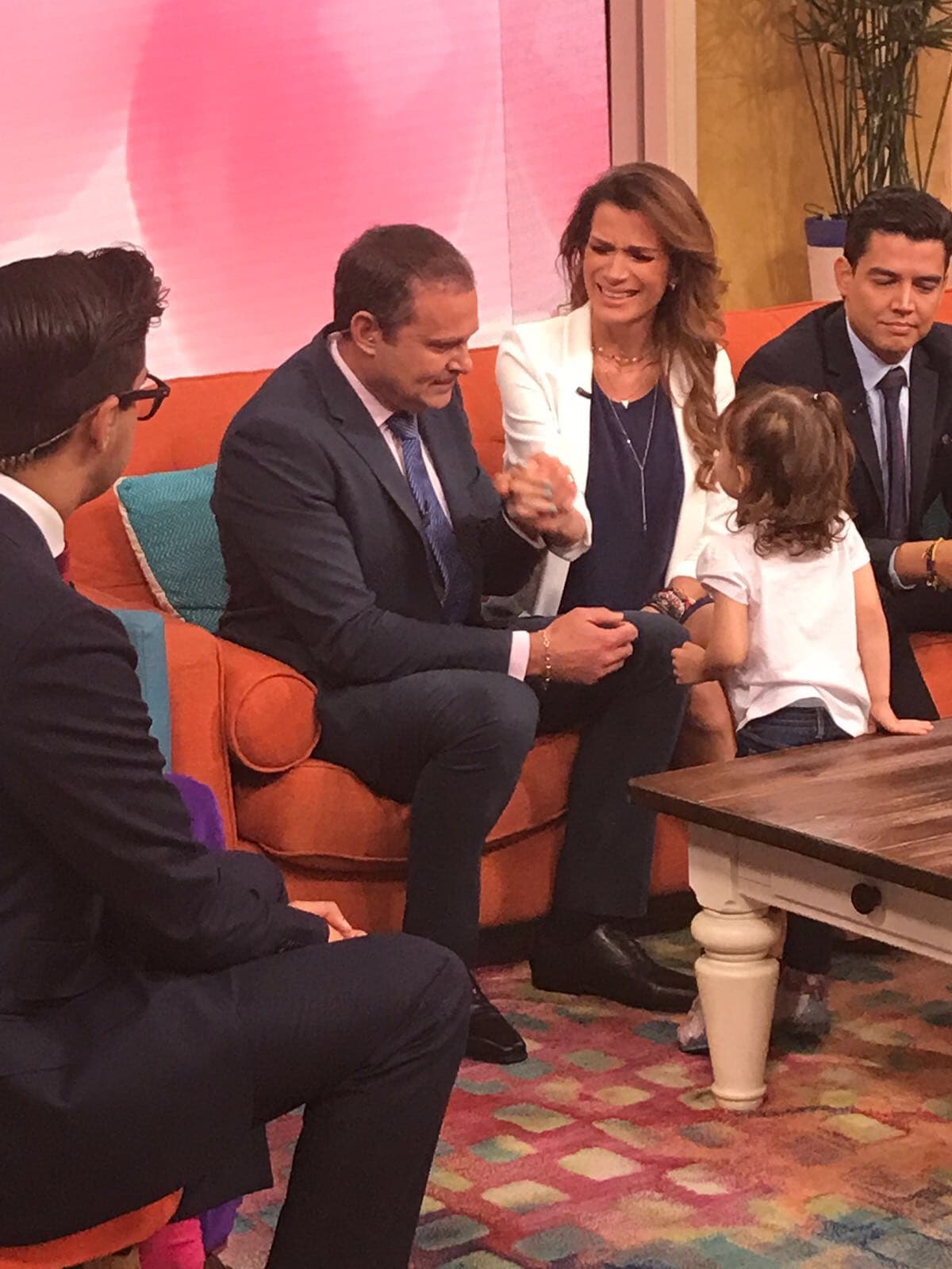 Uno de los momentos más emotivos de la mañana, cuando juntos recordaron al padre de Alan.