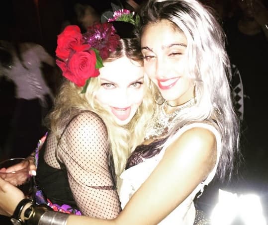 ¿Pasaditas de copas? Madonna y su hija Lourdes León festejaron en grande el cumpleaños de 'La Reina del Pop'.