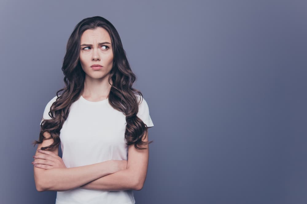 <b><u>Tendencias negativas</u>:</b> la ansiedad, el estrés, confundir emociones con sentimientos, querer manipular a los demás mediante tus observaciones críticas o señalamientos constantes.