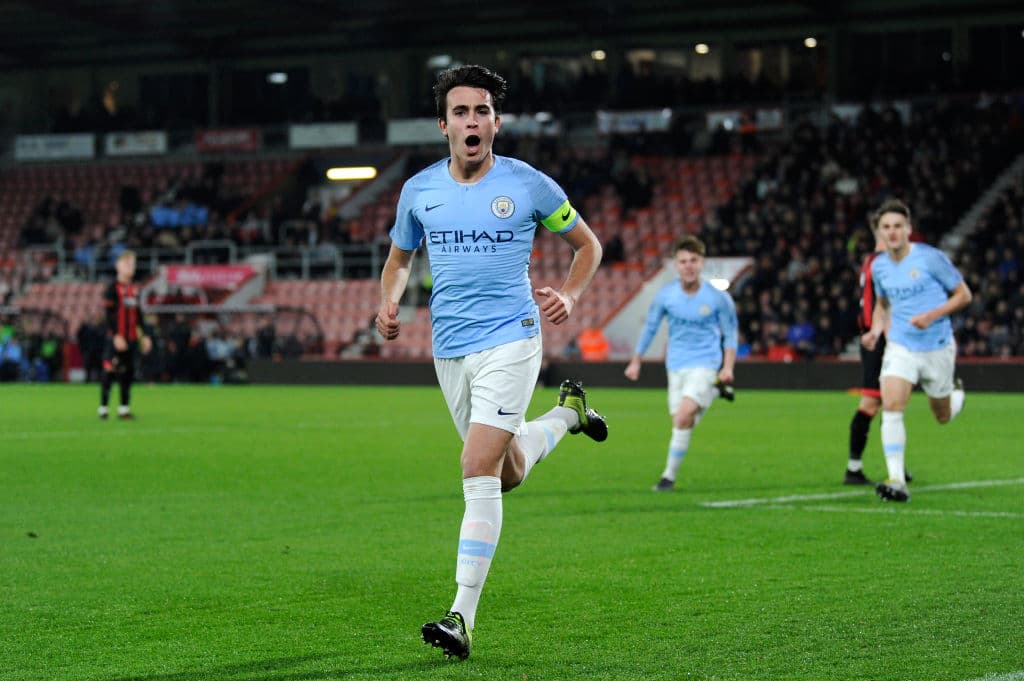Eric García, Manchester City. Este joven viene de la academia de La Macia de Barcelona. Después su participación en la goleada de Watford el fin de semana pasado, Guardiola tiene altas expectativas en este joven.