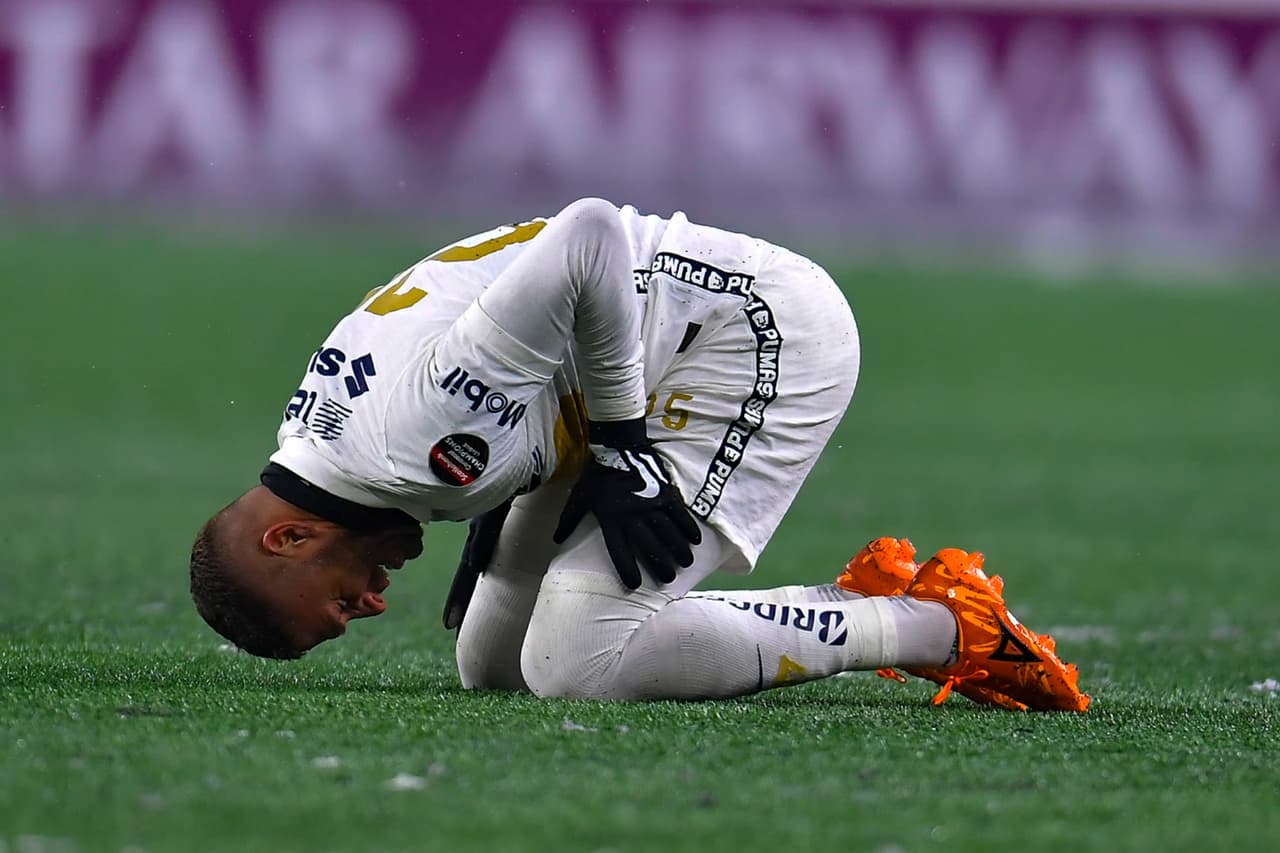 New England Revolution fue muy superior a los Pumas y se impuso gracias a un doblete de Adam Buksa y otro tanto de Sebastian Lletget.