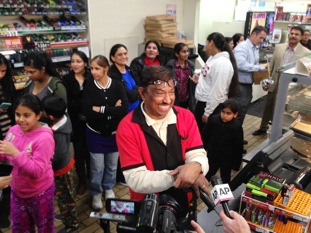 Chino Hills vive una fiesta tras ganar el Powerball