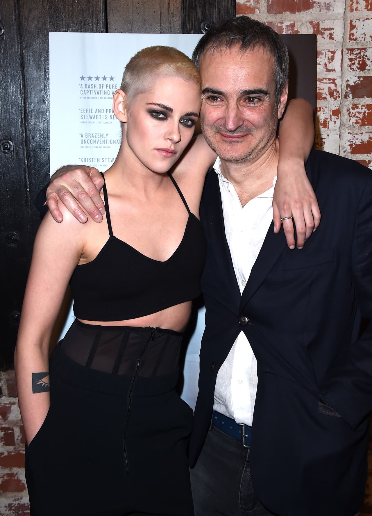 Kristen con el cineasta Olivier Assayas, quien la dirigió no sólo en 'Personal Shopper' sino también en 'Clouds of Sils Maria'.