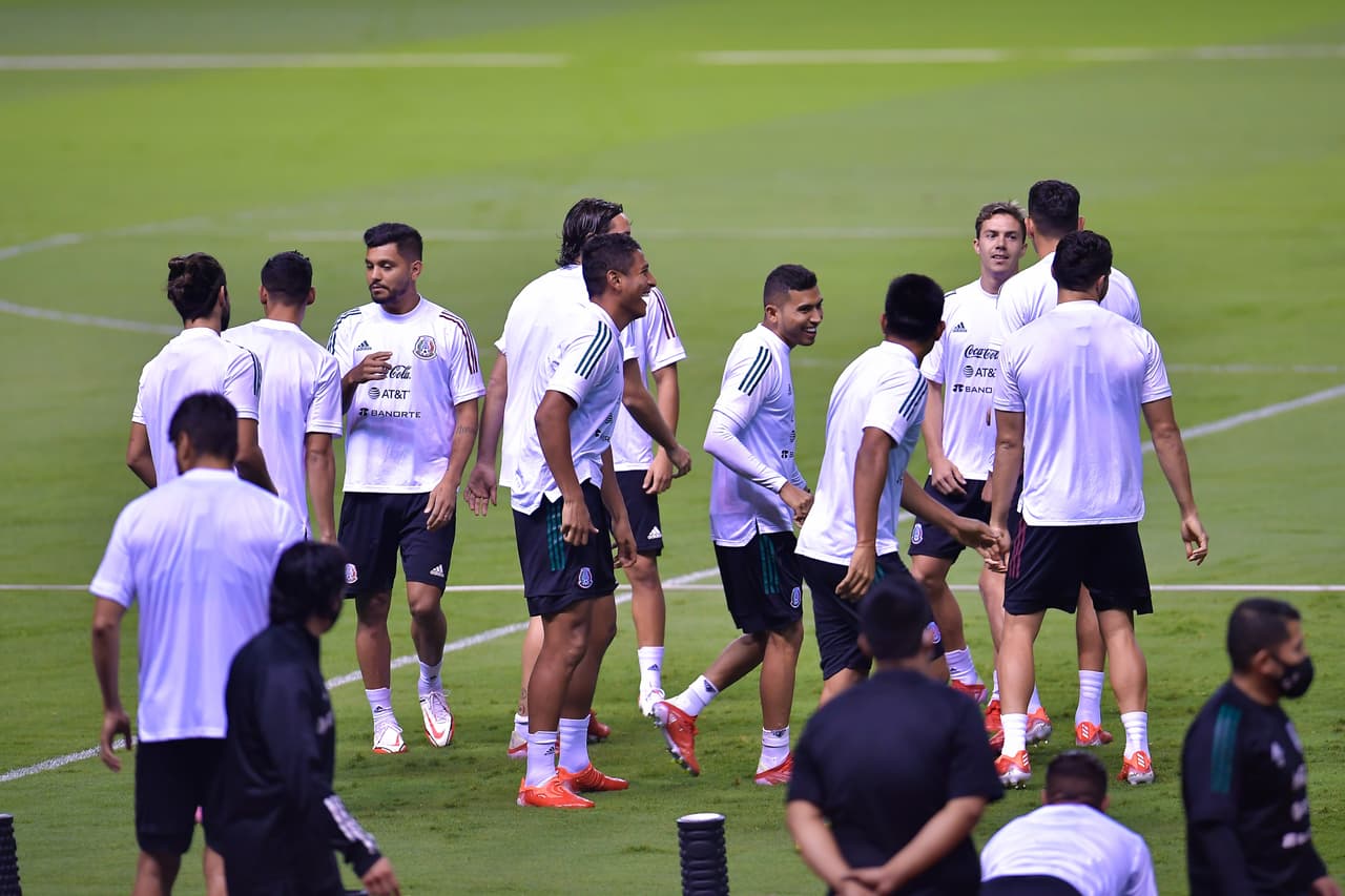 ¡Cuatro cambios! Así es la alineación de México ante Costa Rica