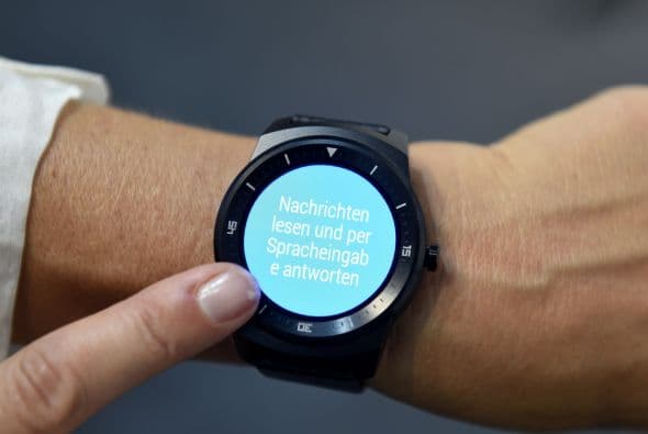 LG se suma a la carrera de los smartwatch circulares con el G Watch R.