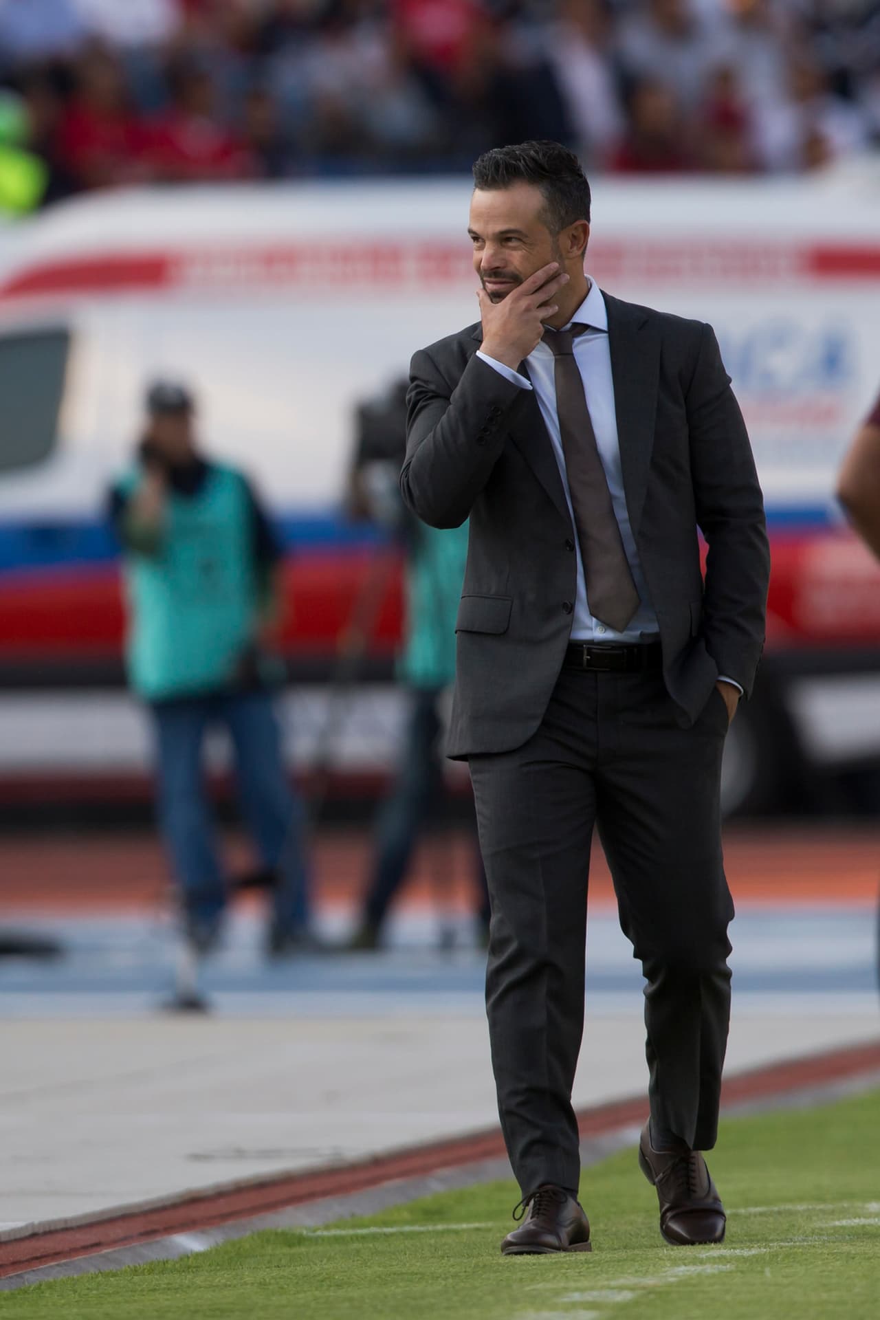 El 'cuento de hadas' de Rafa Puente Jr. luce cada vez más negro al no encontrar el camino para la recuperación de los Lobos BUAP.