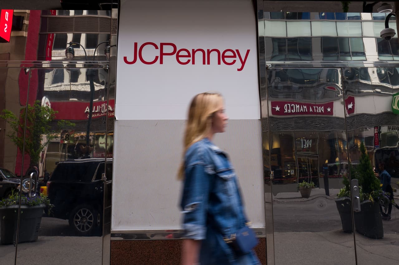 En Virginia cerrará la tienda ubicada en:
<br>📍
<b>Glen Allen</b> (Virginia Center Commons Mall, 10101 Brook Road).