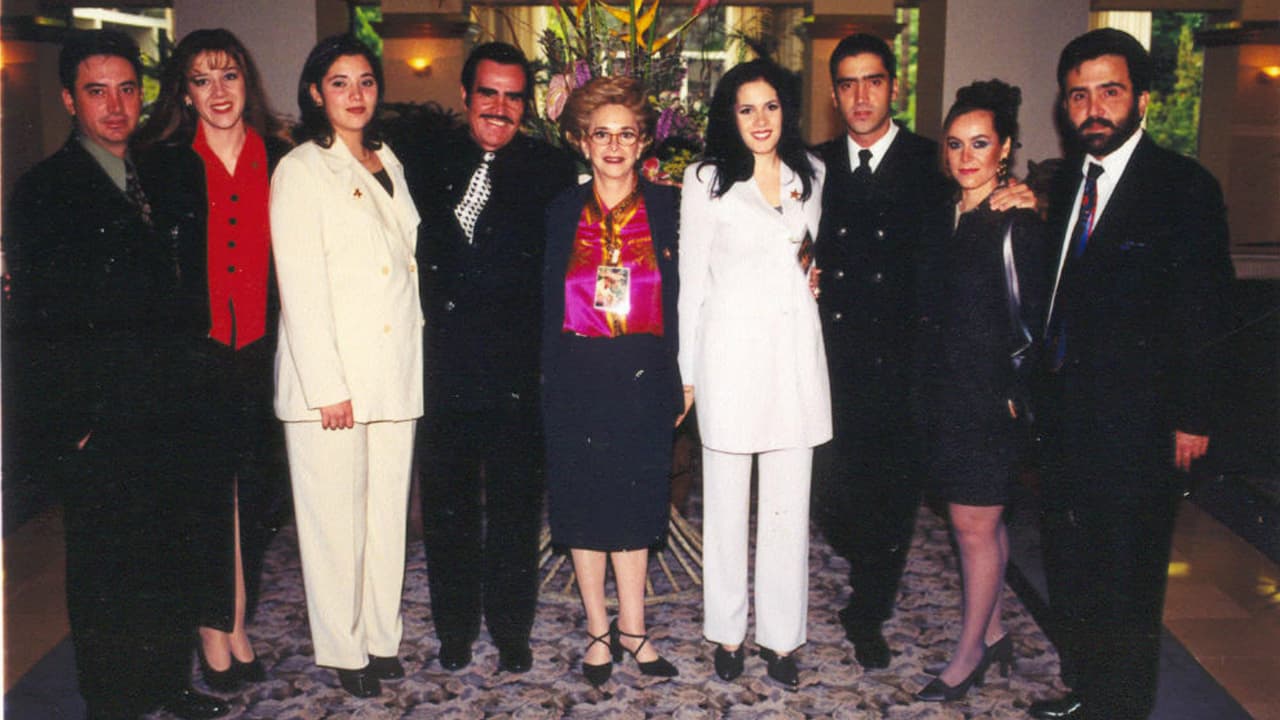 En 1963 conoció a su gran amor, Doña Cuquita, con quien procreó 4 hijos: Vicente, Gerardo, Alejandro y Alejandra.