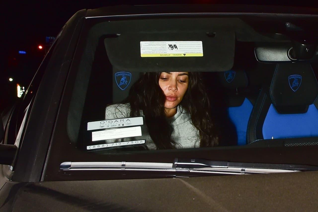 Pero esta no es la primera vez que los miembros del clan Kardashian Jenner se dejan ver sin el glamuroso maquillaje que las caracteriza.