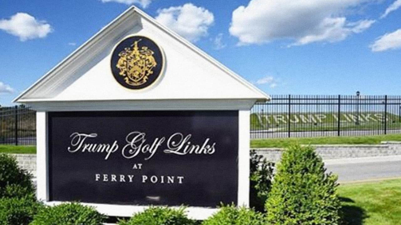 <b>Trump Golf Links at Ferry Point, Nueva York, NY. </b>De los 17 clubes de golf que figuran en la lista de la Organización Trump, este uno de los que sirve a la gran manzana. Ubicado en El Bronx, distrito norte de la ciudad, ofrece “hermosas vistas del horizonte de Manhattan”.