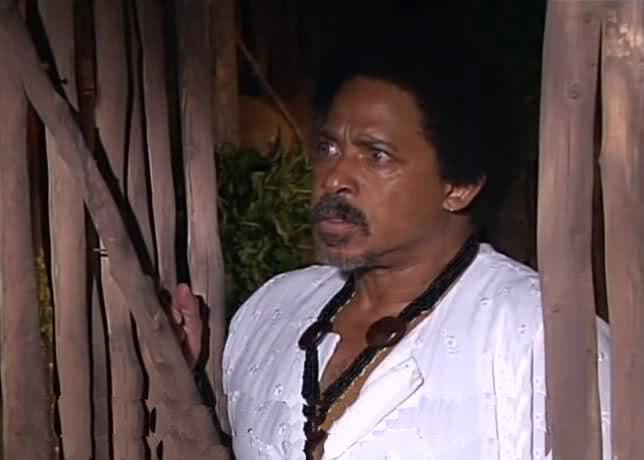 En 'Tormenta en el paraíso' dio vida a un brujo y no fue la única ocasión, también en 'La gata' tuvo una participación similar.