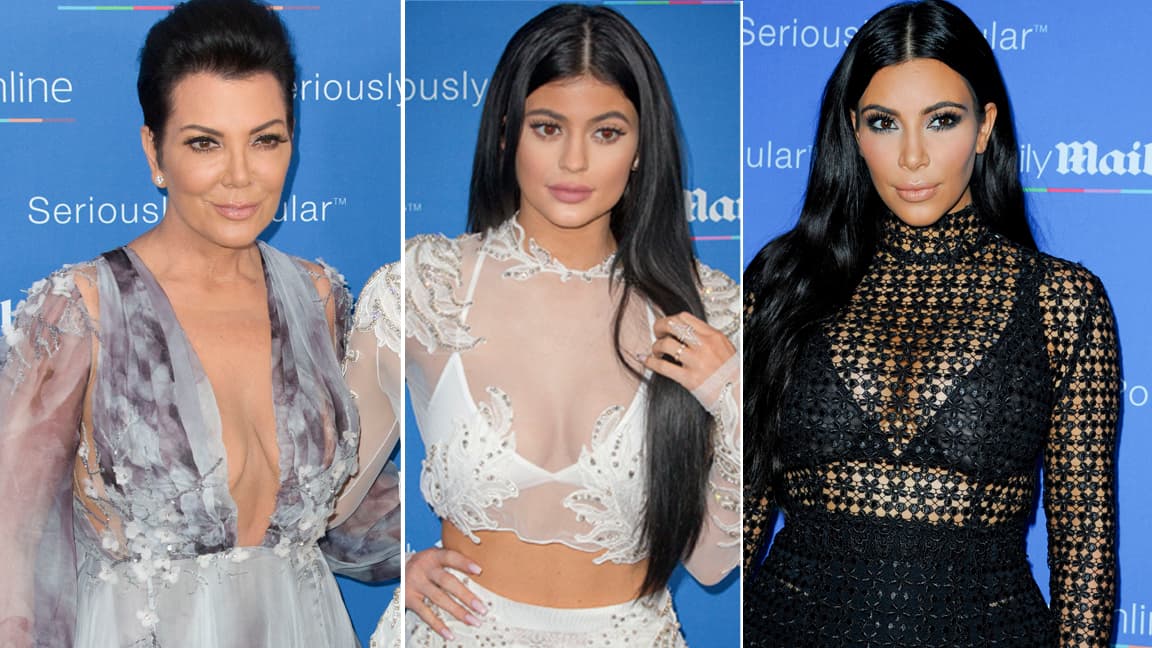 Kylie, Kim y Kris Jenner presumieron sus encantos con ayuda de traslúcidas telas en Cannes.