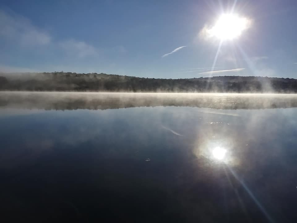 <b><a href="https://www.dcnr.pa.gov/StateParks/FindAPark/GouldsboroStatePark/Pages/default.aspx">Gouldsboro Lake</a></b>. El lago Gouldsboro de 250 acres es popular para pescar y navegar.
<br>
<br>
<b><a href="https://goo.gl/maps/hUQXP6qKuqhWAKfJ8">Cómo llegar</a></b>