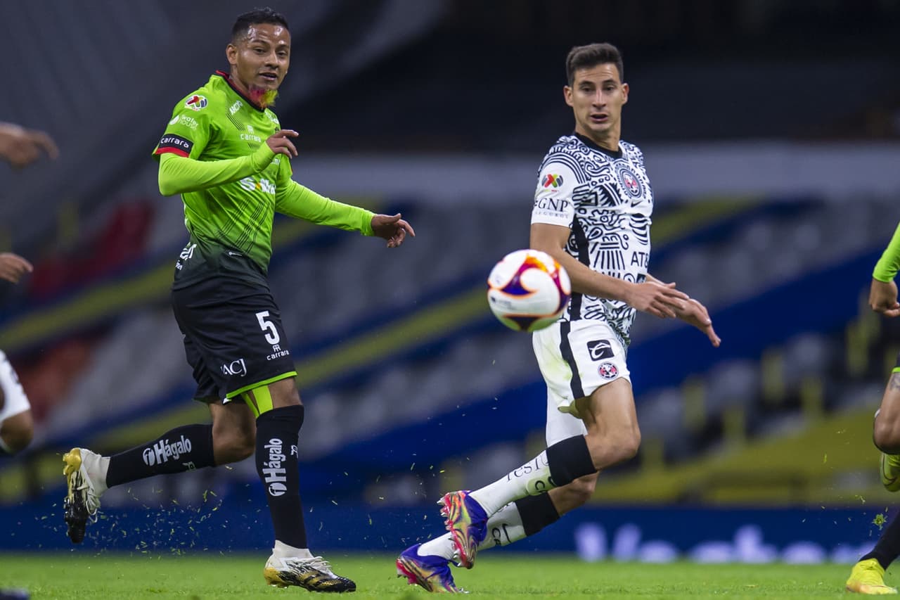 Con goles de Emanuel Aguilera y Roger Martínez, América vence 2-0 a Bravos y se adueñan de los tres puntos.