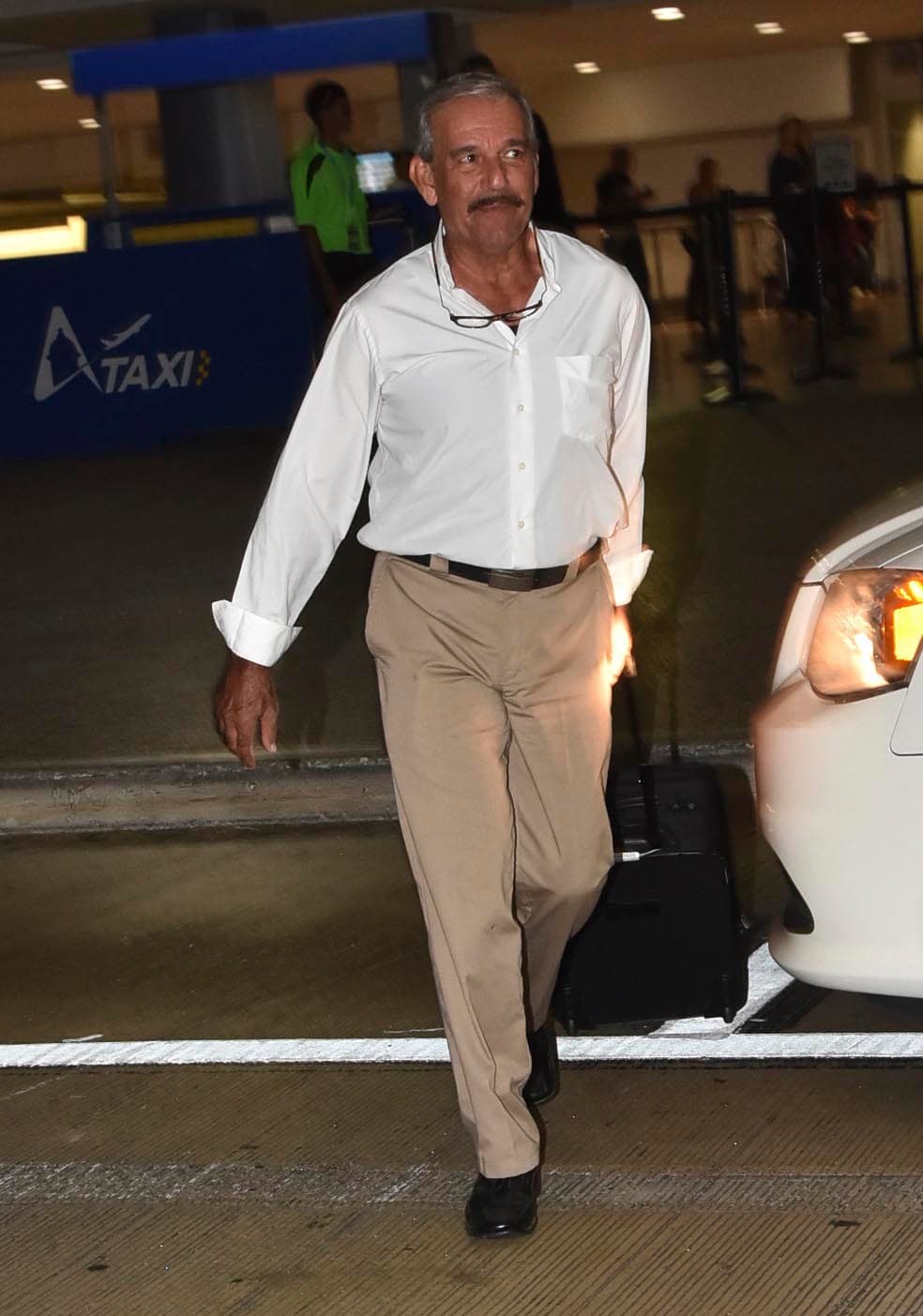 Ha sido un año de muchos vuelos y arduo trabajo para el cantante y sus hijos.