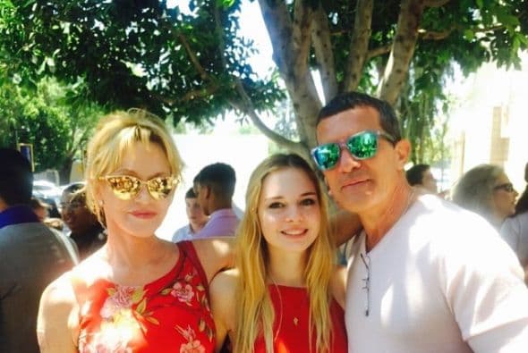 El actor español también acordó pagar todos los gastos de su hija Stella hasta que cumpla 19 años de edad y los gastos escolares o costos hasta su graduación o hasta septiembre de 2021.
<br>