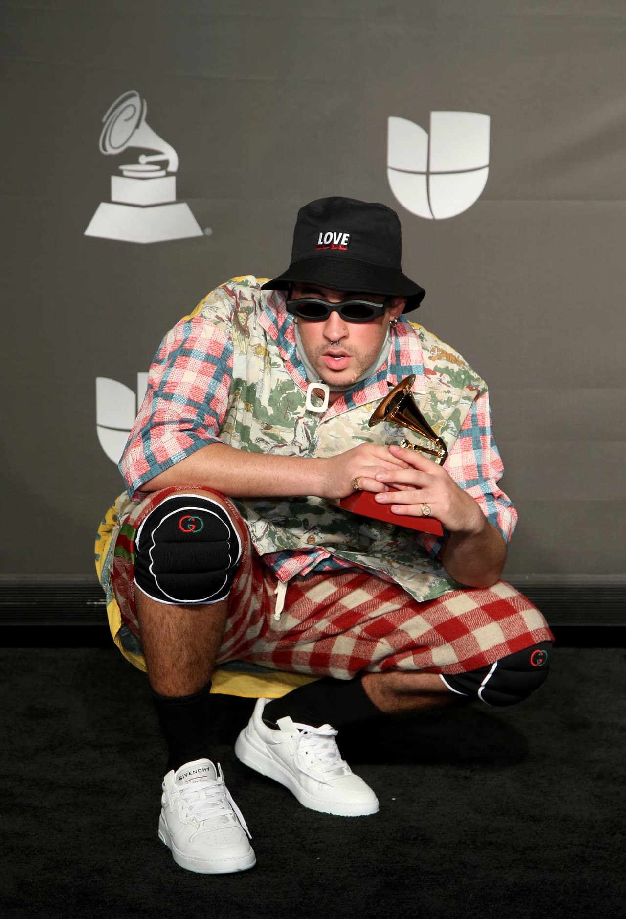 Las intenciones de Cano por trascender en la música urbana son tales que incluso ya colaboró con Bad Bunny (foto) y ha dicho que aspira hacer lo mismo con Anuel AA, como lo dejó saber el 6 de mayo en
<b> <a href="https://www.univision.com/shows/el-break-de-las-7" target="_blank">El Break de las 7</a></b> de Univision Famosos.
<br>