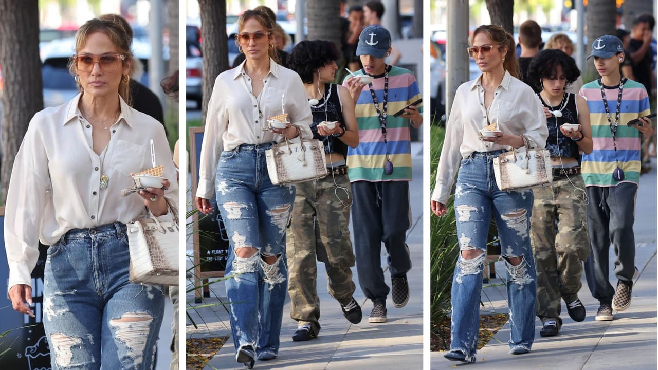 JLo disfrutó de un helado con sus hijos 'Max' y Emme en Los Ángeles.