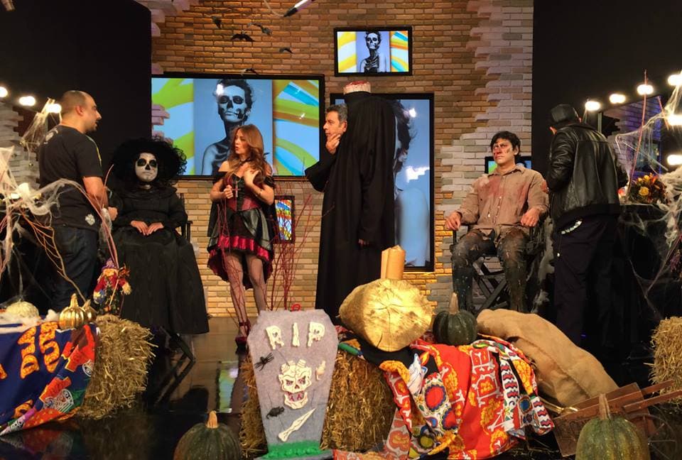 ¡HOY nos enseñaron a hacer un maquillaje para Día de Brujas muy original!