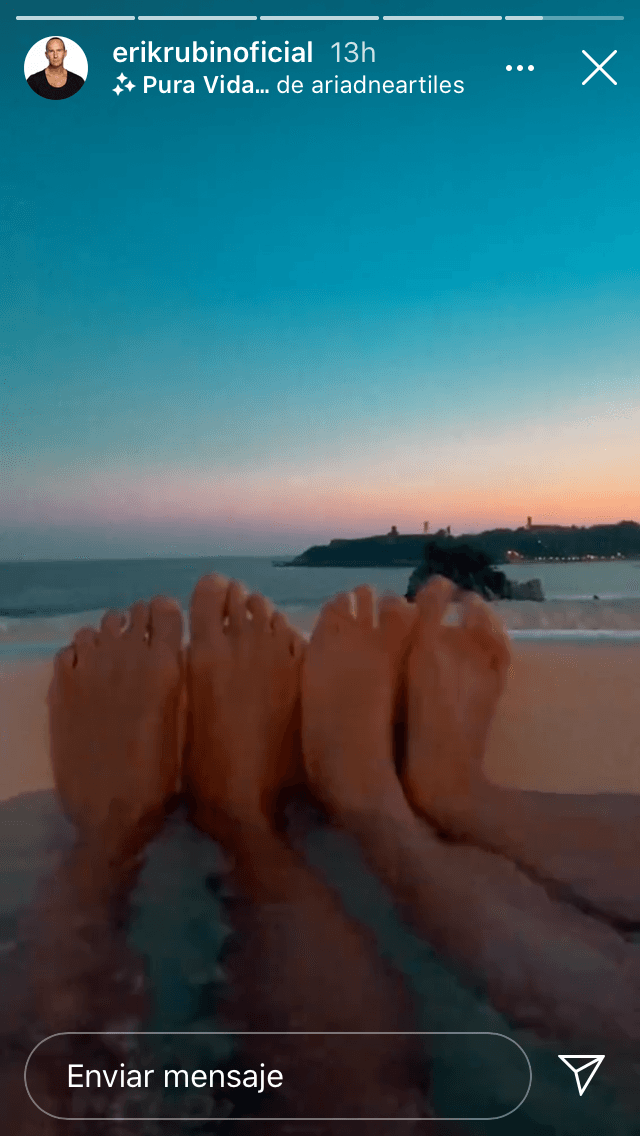 De inmediato, algunos seguidores comenzaron a señalarlos de irresponsables por viajar en avión luego de haber estado contagiados.
<br>