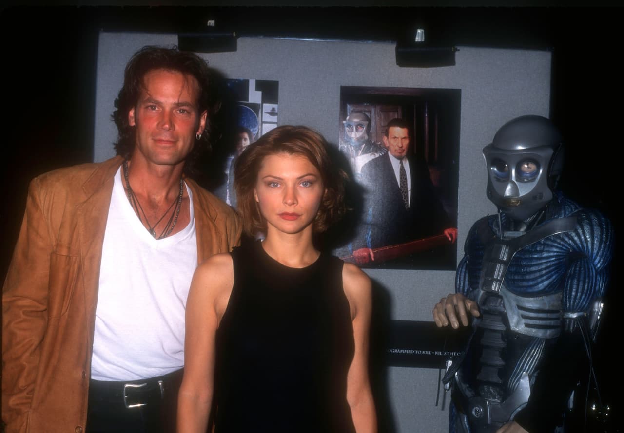 La actriz apareció de 1995 a 1998 en la serie ‘The Outer Limits’ y desde entonces ha estado alejada de la pantalla. También se ha dedicado a la música, pero en la actualidad se dedica a compartir mensajes en contra del maltrato animal desde su cuenta de Instagram.