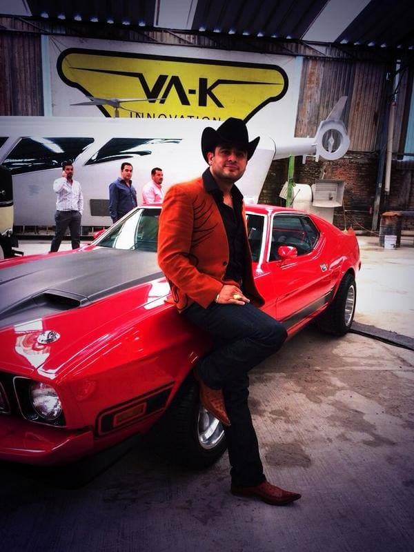 De acuerdo con el programa de TV Mexicánicos
<b> transmitido por Discovery Channel </b>en español, el auto fue restaurado en tres semanas y consistió en una labor titánica, ya que hubo que realizar trabajo de laminado y pintura en general. Pero no solo eso, buscar las piezas y refacciones originales para sustituirlas y dejar en forma el coche que había estado abandonado por años. Aquí Francisco 'Chico' Elizalde en el taller de Martin Vaca.