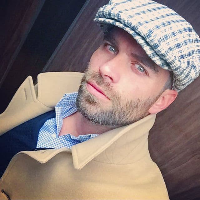 "Como actor, tengo muy claro que debo contar historias con la mayor credibilidad posible y, a partir de eso, el público decide con qué parte del personaje se identifica. Yo me comprometo en cuerpo y alma con mis personajes”, dijo Nones sobre su interpretación de un traficante de drogas homosexual.