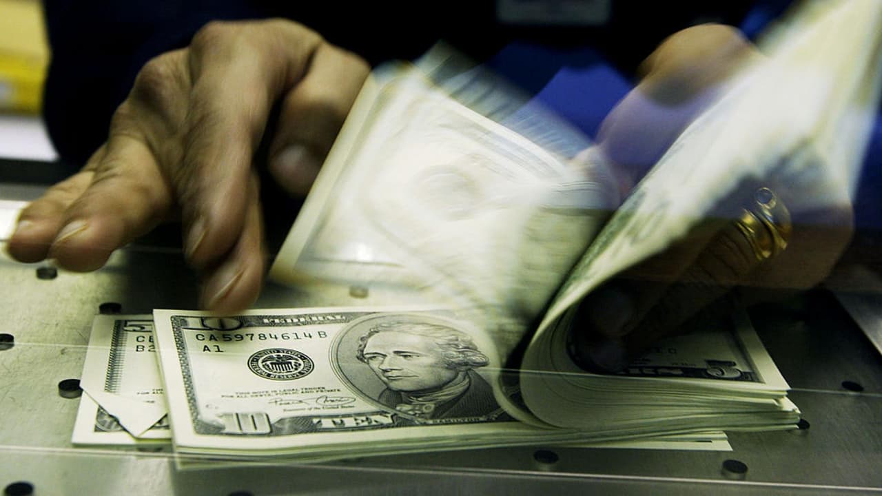 El Deutsche Bank anunció que Estados Unidos podría entrar en recesión a finales de 2023 o principios de 2024. Ante este panorama, te damos cinco recomendaciones para que desde ahora comiences a proteger tus finanzas.