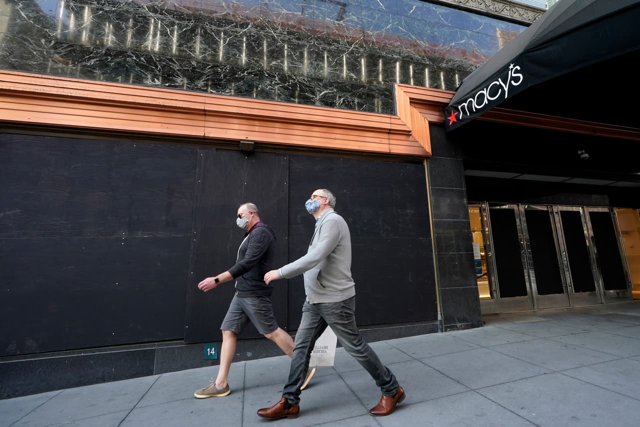 La pandemia de 
<a href="https://www.univision.com/temas/coronavirus">coronavirus</a> que ha cobrado la vida de miles de personas en Estados Unidos no ha impedido que los manifestantes salgan a las calles, por lo que muchos creen que las tensiones que se han acumulado de cara a las elecciones generales podrían explotar el día después de los comicios.