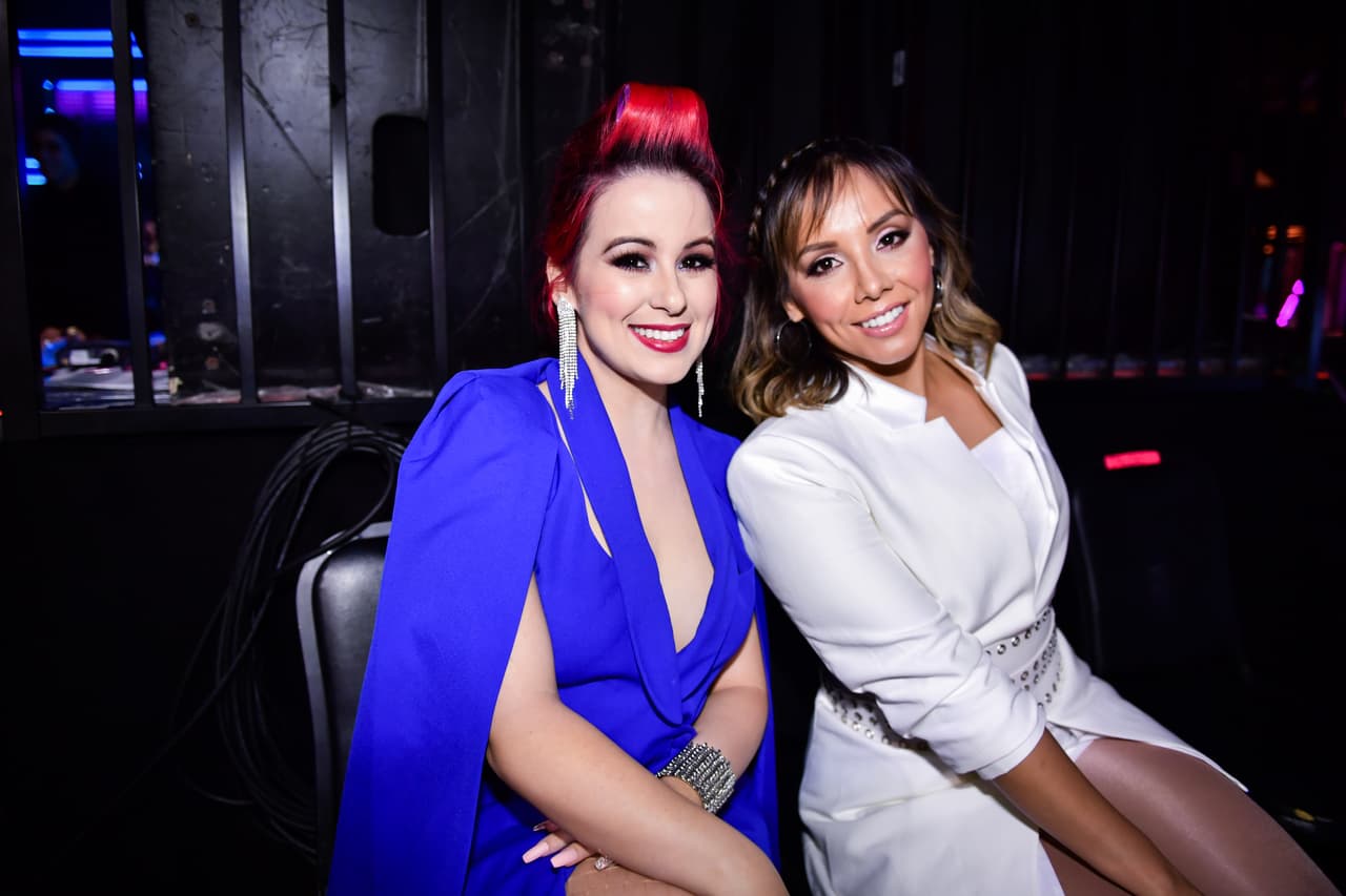 En su segunda aparición en el escenario ocurrió la gala de "duelos a muerte", en el que Azucena Salazar se enfrentó a Wanda López.