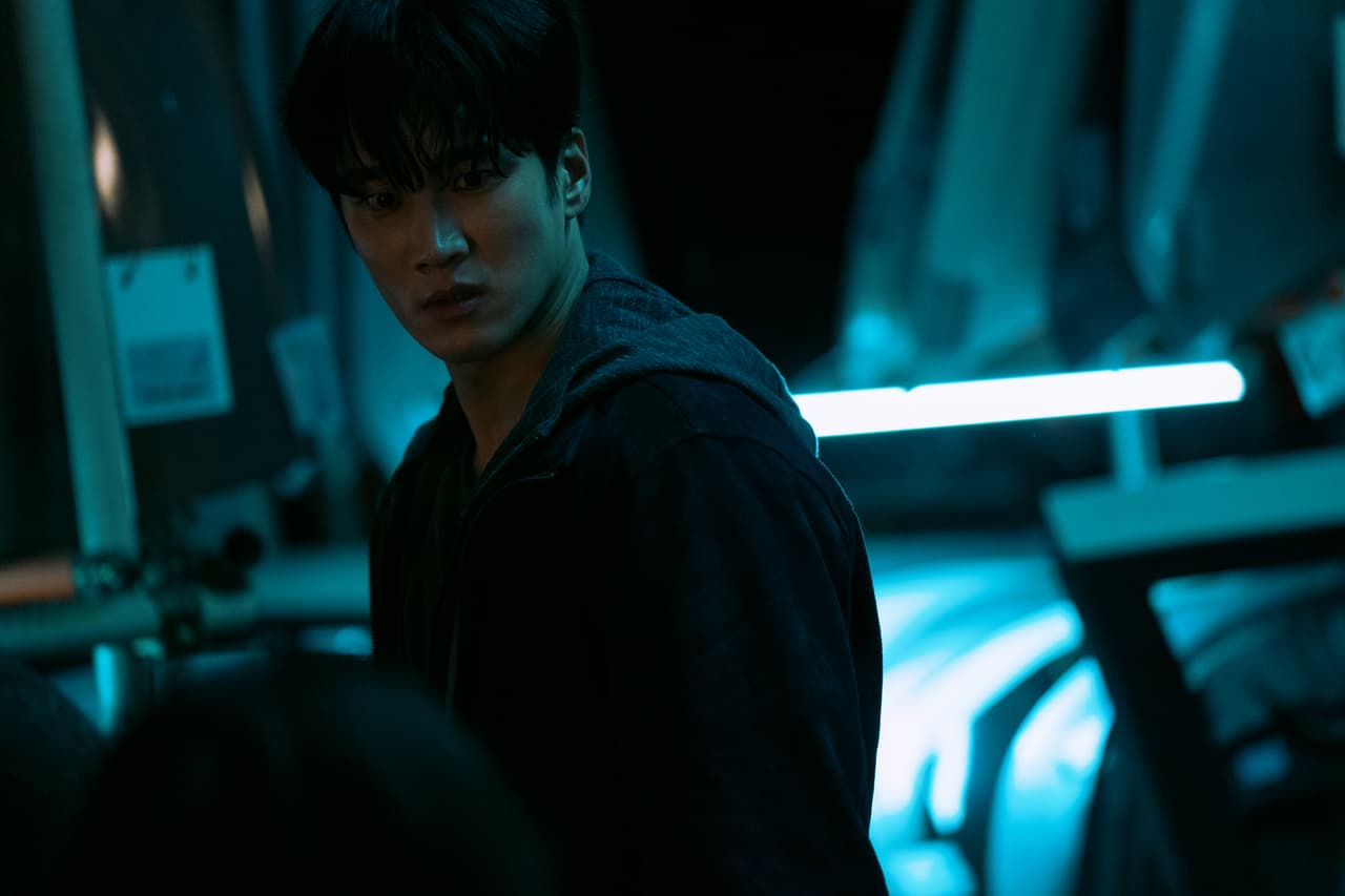 Ahn Bo-hyun como Jeon Pil-do