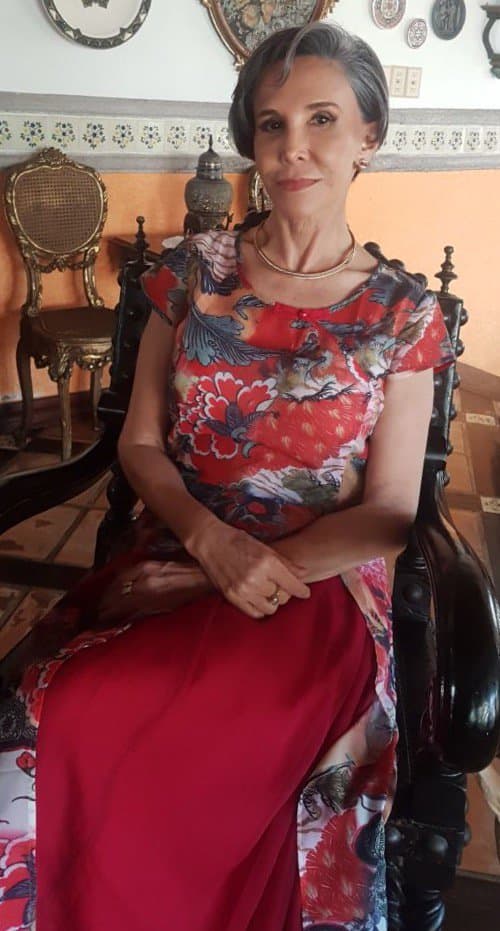 "Yo quería morirme, ahora sí lo puedo decir abiertamente, yo tenía muy claro que no iba a vivir mucho. Cuando llegué al año dije: 'bueno, tal vez viva unos meses más', pero sí estaba fregadísima", afirmó en entrevista para el programa 'Ventaneando', el pasado 18 de julio.