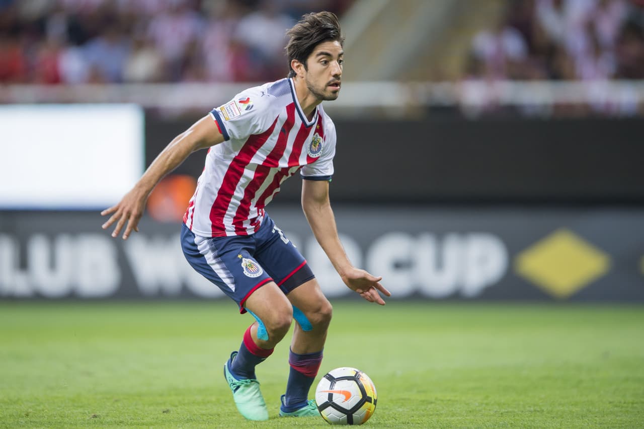 Rodolfo Pizarro pasa de Chivas a Monterrey.