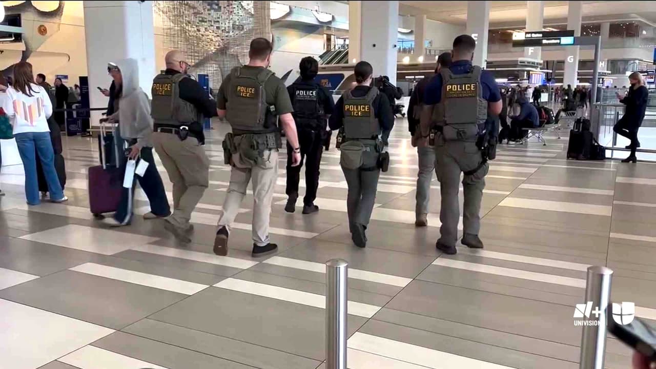 Datos de pasajeros ayudan a ICE a localizar y detener inmigrantes