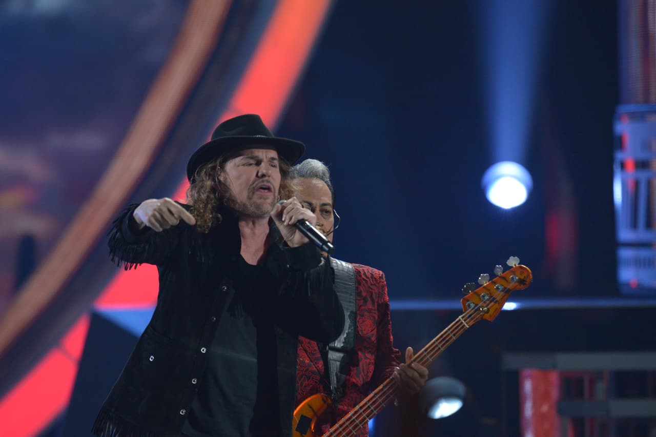 'Ironía' fue la primer canción que tocó Maná.