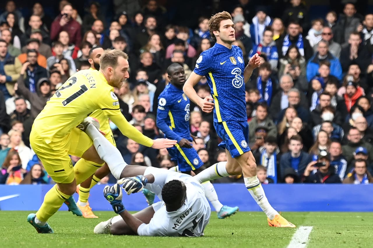 El portero senegalés Mendy no podía creer lo que estaba sucediendo.