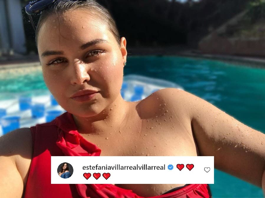 Estefanía Villarreal, otra actriz de 'Rebelde', compartió la felicidad de la actriz.