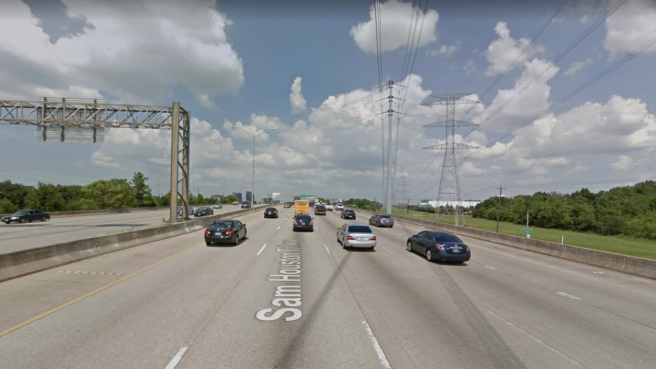 Quienes vayan al aeropuerto por el North Beltway deberán tomar sus previsiones por el fuerte tráfico.