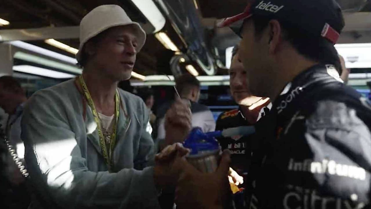 ¡Es cine! Checo se codea con Brad Pitt en la película F1