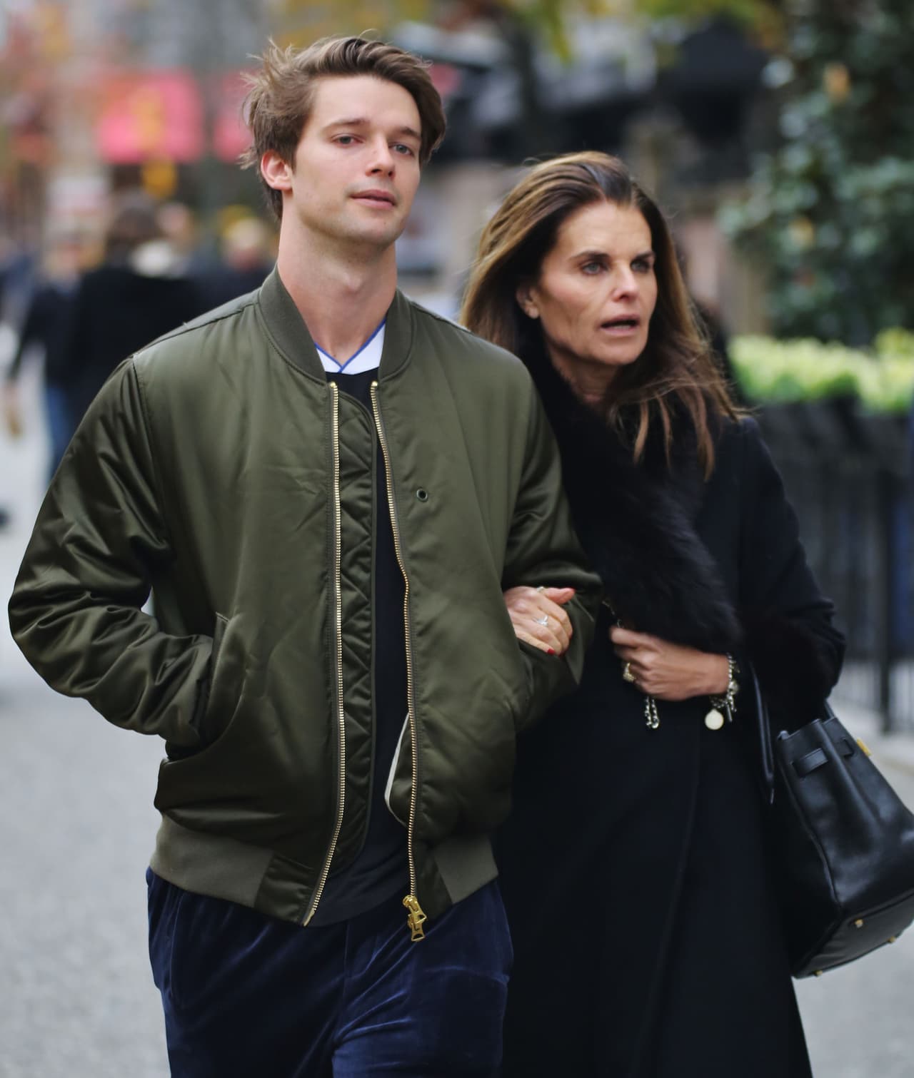 En la película, Bella Thorn actúa como Katie.