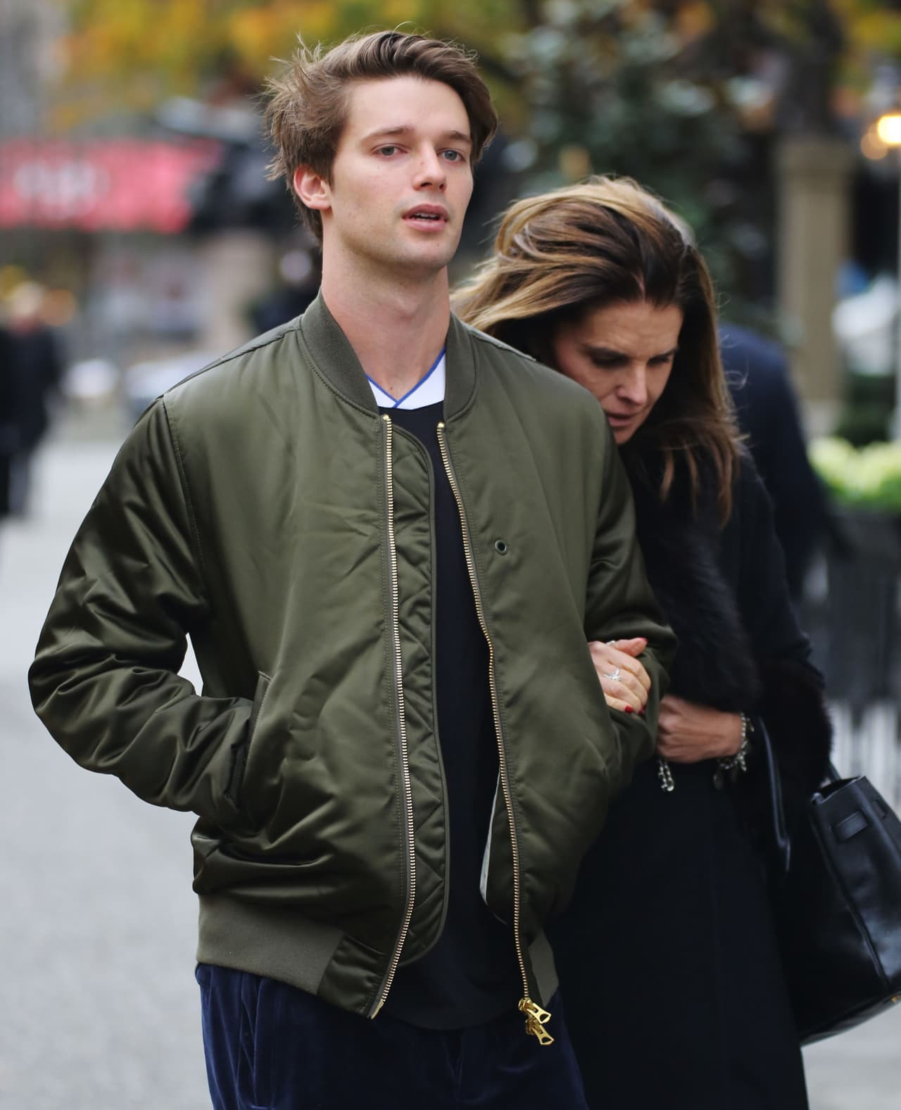 Like father, like son!!! Ambos aman ser actores.