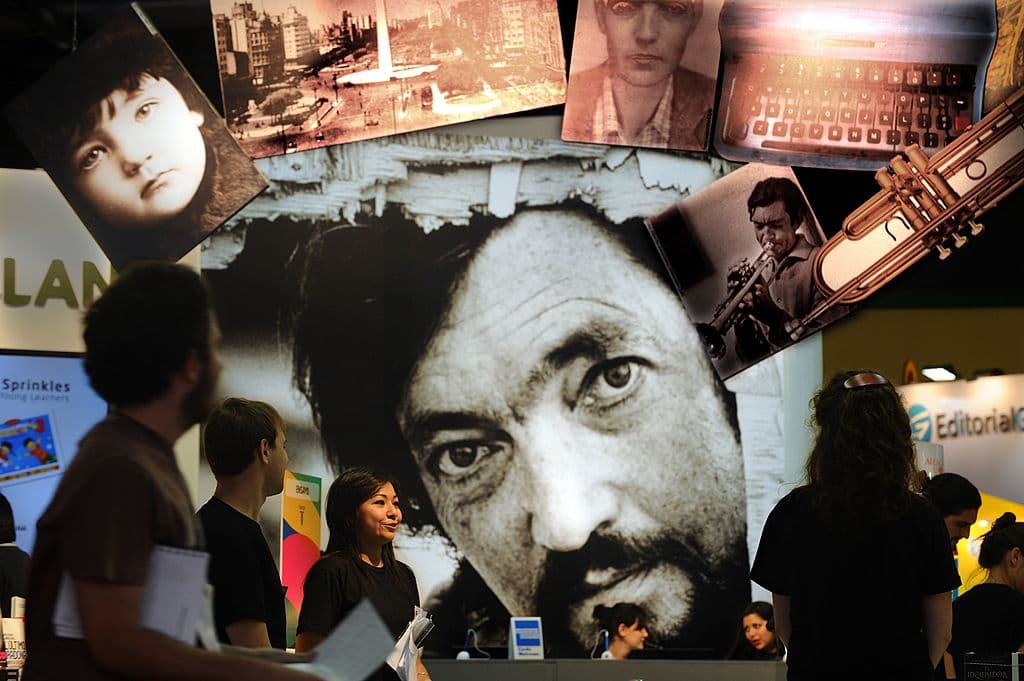 El manuscrito de Julio Cortázar que se mantuvo oculto más de 70 años en una caja de bananas