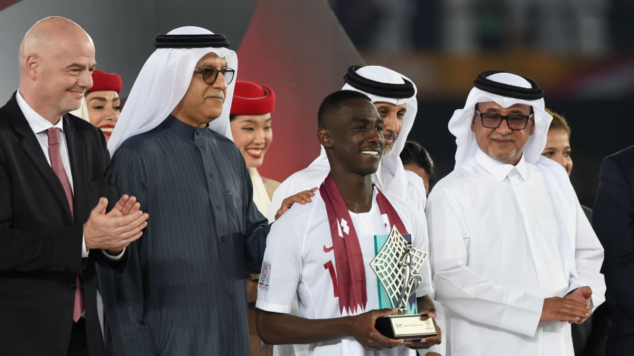 Con hasta diez naturalizados Catar ahora es el nuevo 'gigante' de Asia